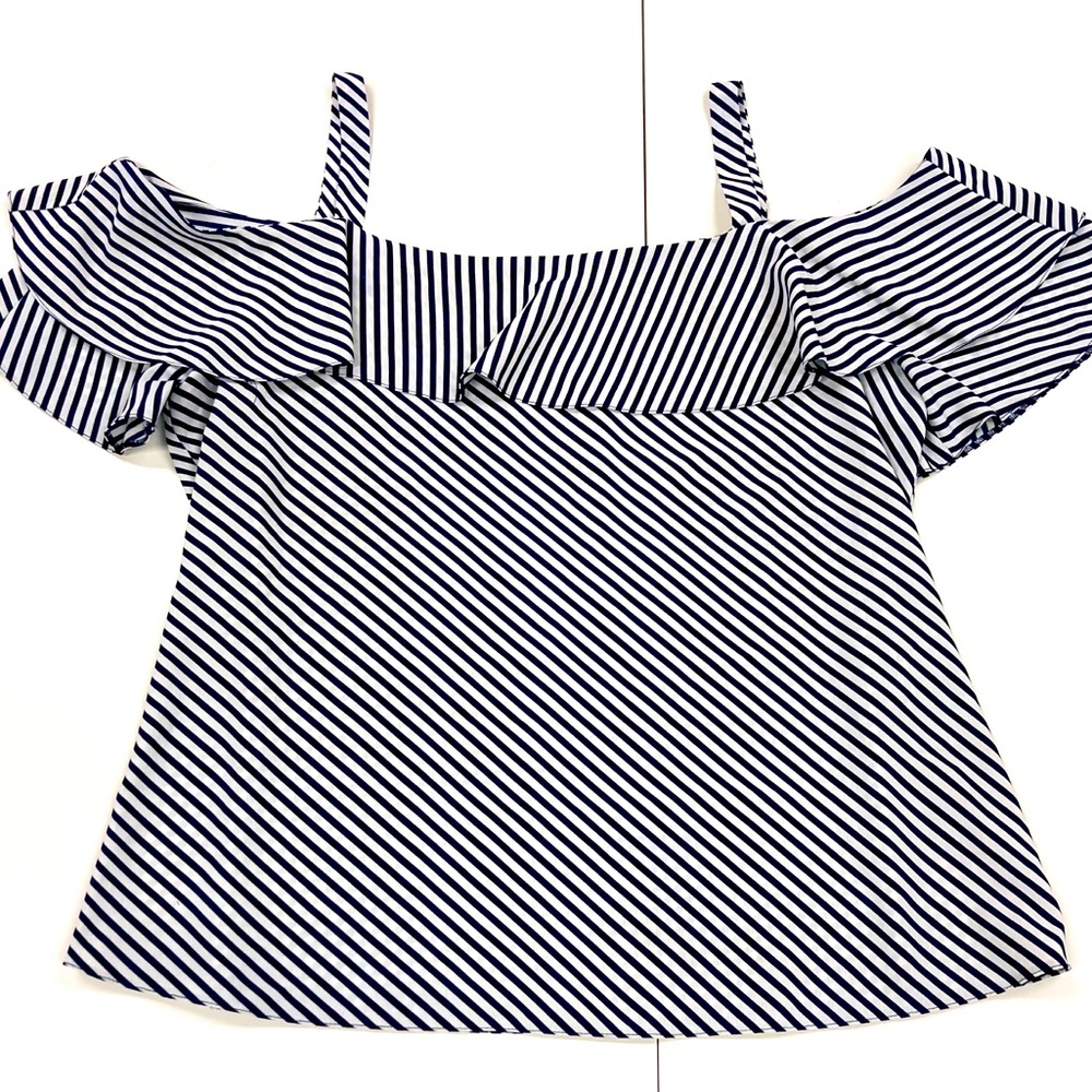 Off-the-shoulder Blouse